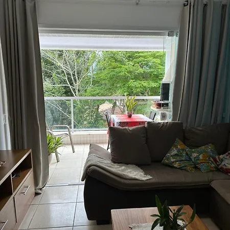 Apartamendo na Enseada-2